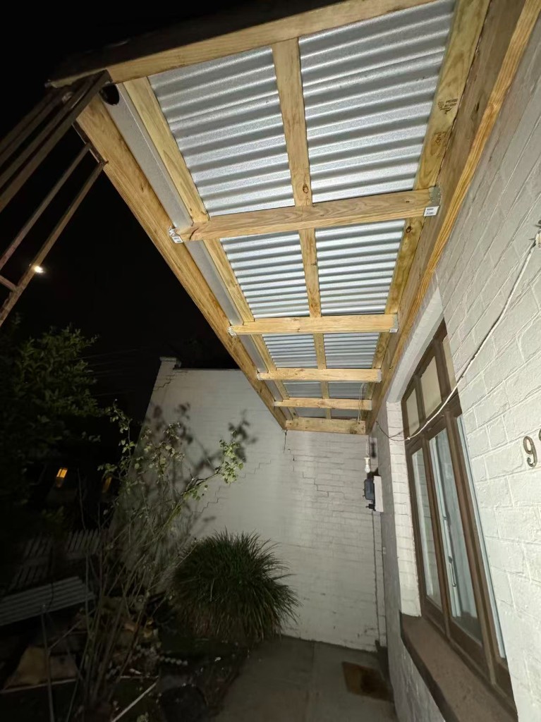 Richmond verandah framing and facade alignment in progress